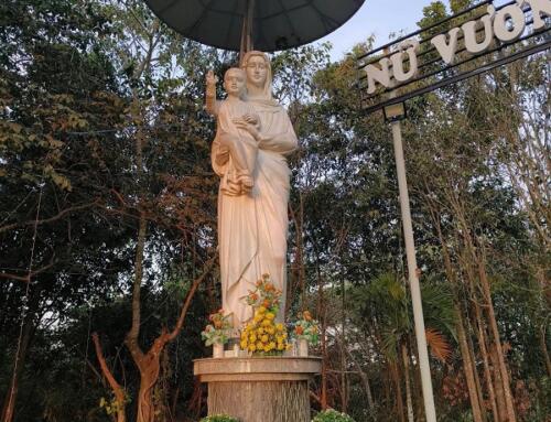 Bức tượng Đức Mẹ thứ 3  của bà Ngô Đình Nhu