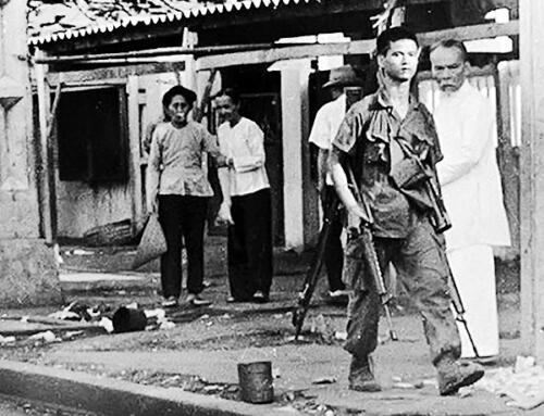 Tháng tư, những người lính cuối cùng.